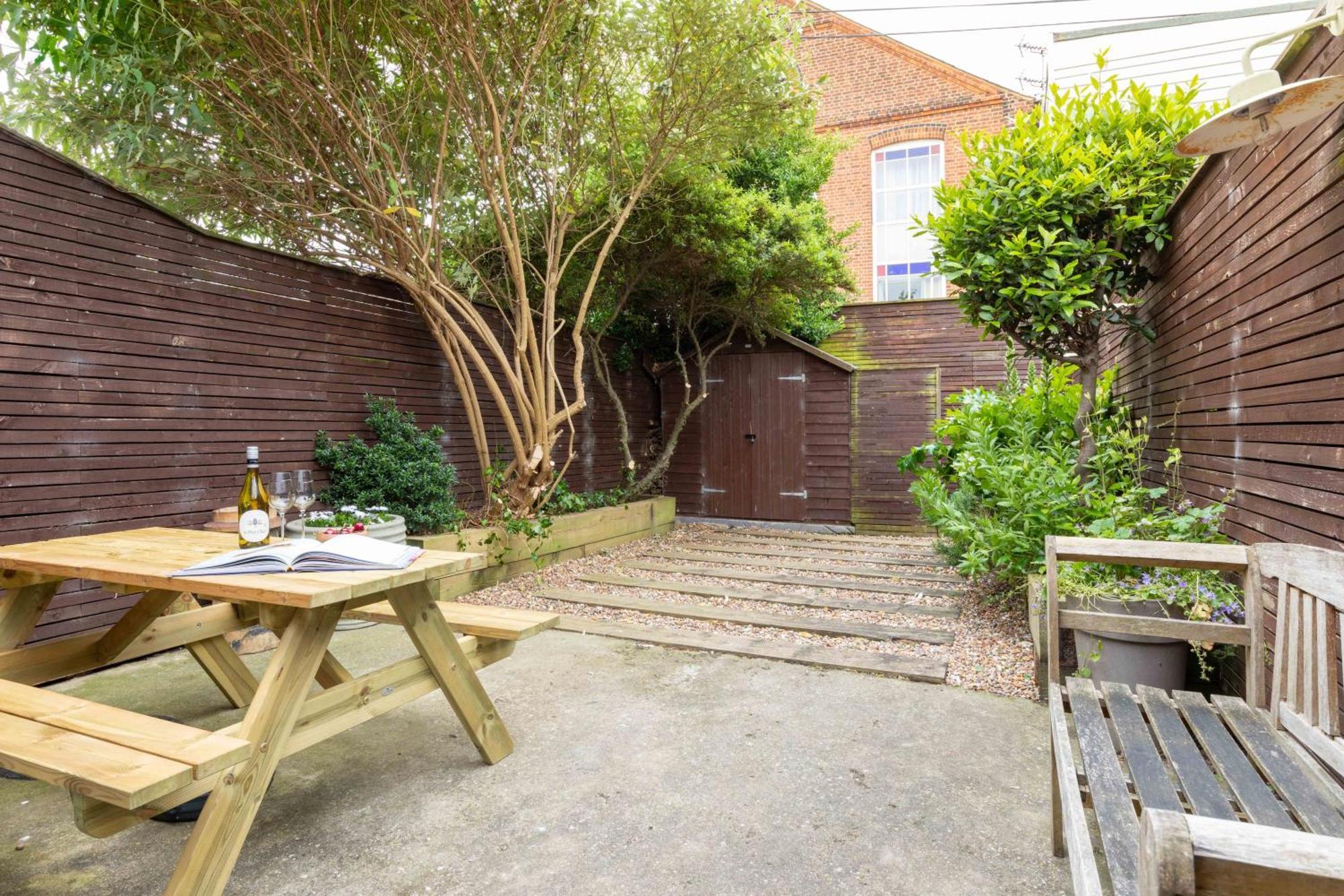 White Cottage Whitstable Exterior photo